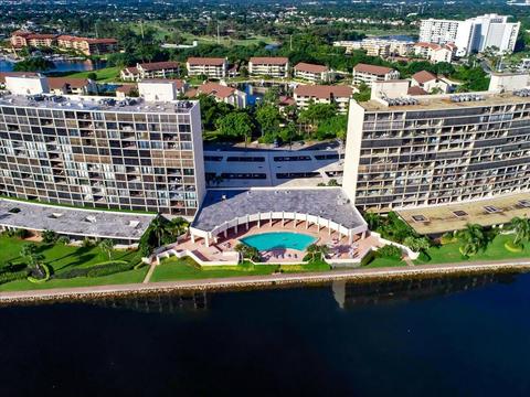 134 Lakeshore Dr #514, North Palm Beach, FL 33408