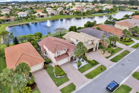 106 Catania Way, Royal Palm Beach, FL 33411