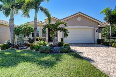 8226 Mount Thor Ln, Boynton Beach, FL 33473