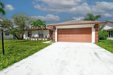 9744 Majorca Pl, Boca Raton, FL 33434