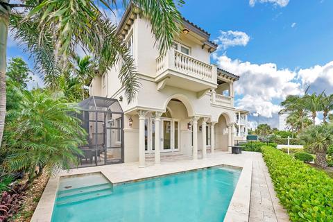 440 Surfside Ln, Juno Beach, FL 33408