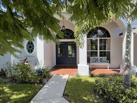 3820 9th Pl, Vero Beach, FL 32960