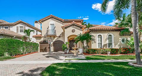 4043 Artesa Dr, Boynton Beach, FL 33436