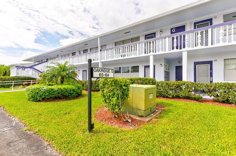 83 Oakridge G #83, Deerfield Beach, FL 33442