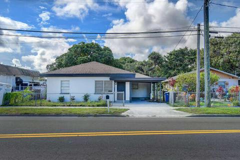 505 N 17th St, Fort Pierce, FL 34950