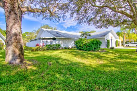 5020 SE Hanson Cir, Stuart, FL 34997 photo 1