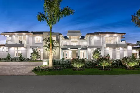 272 Thatch Palm Dr, Boca Raton, FL 33432
