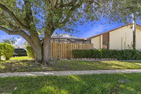 13680 Yarmouth Ct #A, Wellington, FL 33414
