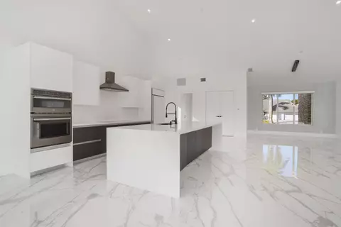 17747 Foxborough Ln, Boca Raton, FL 33496