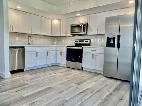 5220 Las Verdes Cir #106, Delray Beach, FL 33484