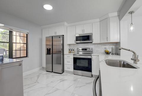 11179 Aspen Glen Dr, Boynton Beach, FL 33437