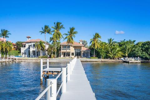 825 N Atlantic Dr, Lantana, FL 33462
