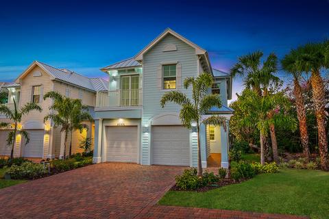 8077 SE Asaro St, Hobe Sound, FL 33455