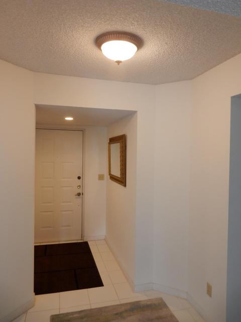 6698 10th N Ave #422, Lake Worth, FL 33467