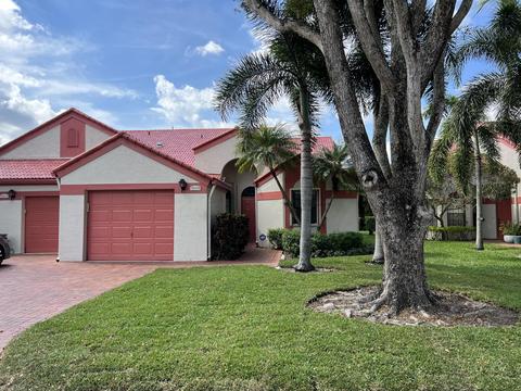 7833 Lexington Club Blvd #B, Delray Beach, FL 33446