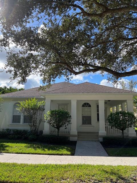 140 Newcastle Dr, Jupiter, FL 33458