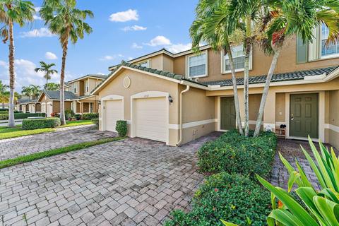 2987 SE Lexington Lakes Dr, Stuart, FL 34994