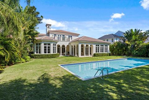 4 Coconut Ln, Ocean Ridge, FL 33435