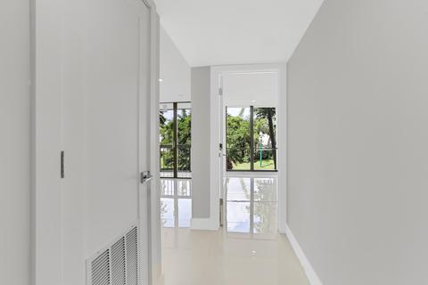 1823 Bridgewood Dr #1823, Boca Raton, FL 33434
