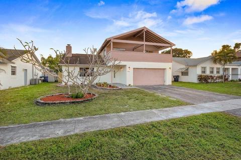8300 SW 20th St, North Lauderdale, FL 33068