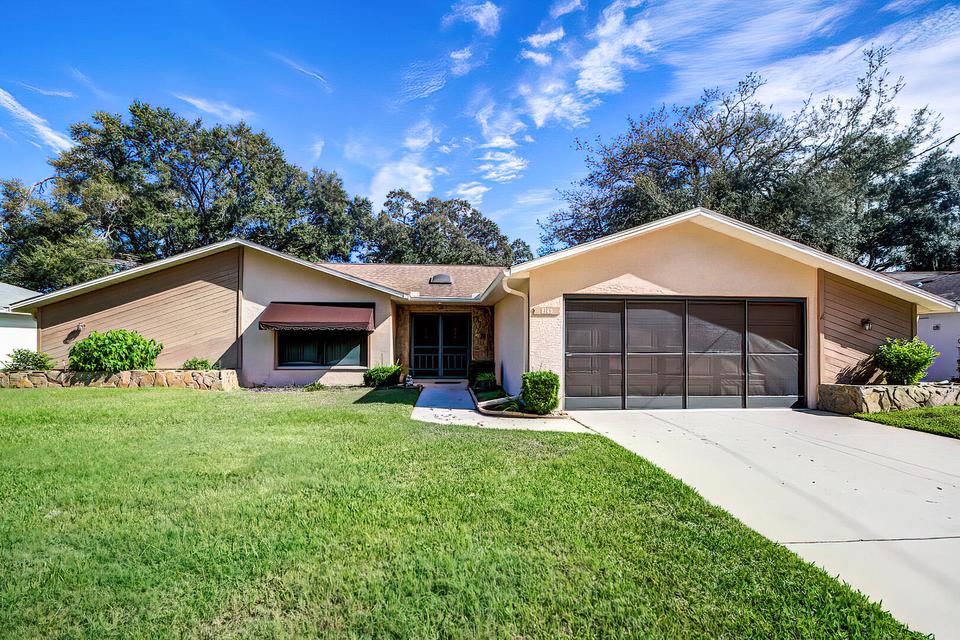 2142 Laredo Ave, Spring Hill, FL 34608 26 Photos Movoto