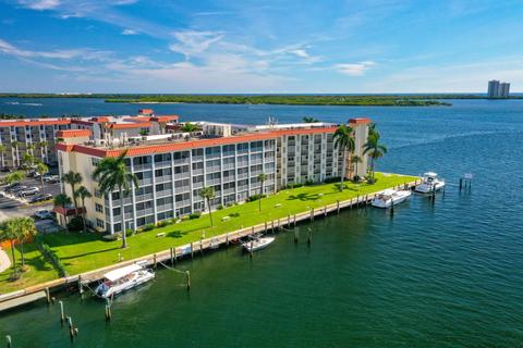 100 Paradise Harbour Blvd #311, North Palm Beach, FL 33408