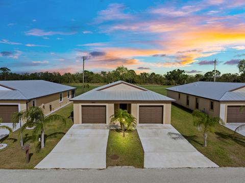 6472 Alemendra St, Fort Pierce, FL 34951