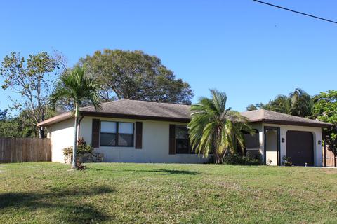 2150 SW Idaho Ln, Port Saint Lucie, FL 34953