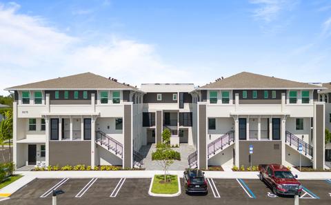 8878 Lake Worth Rd #204, Lake Worth, FL 33467