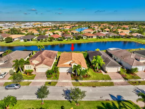 9694 SW Royal Poinciana Dr, Port Saint Lucie, FL 34987