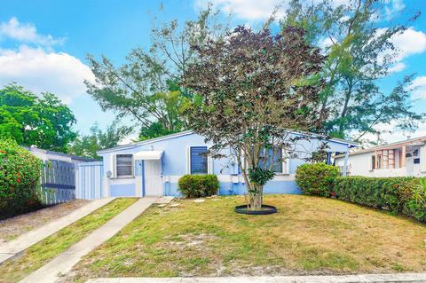 5107 Pinewood Ave, West Palm Beach, FL 33407
