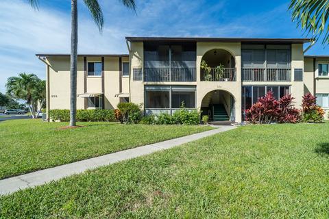 328 Pine Ridge Cir #A-1, Greenacres, FL 33463
