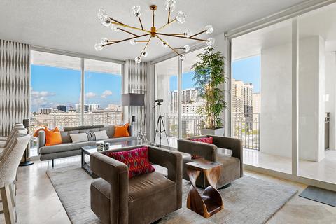 550 Okeechobee Blvd #1202, West Palm Beach, FL 33401