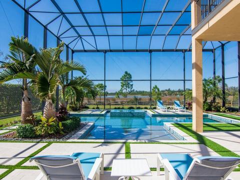 7703 Maywood Crest Dr, Palm Beach Gardens, FL 33412