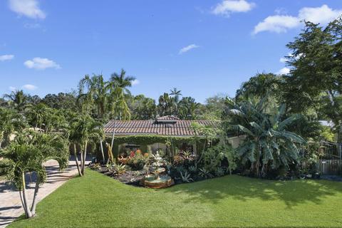 690 NW 68th Ave, Plantation, FL 33317