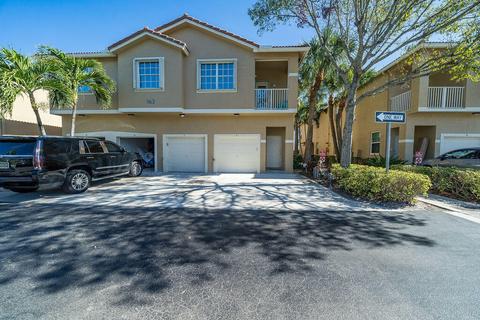 162 Village Blvd #J, Tequesta, FL 33469