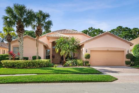 483 NW Blue Lake Dr, Port Saint Lucie, FL 34986