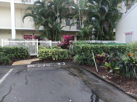 7290 Ashford Pl #104, Delray Beach, FL 33446
