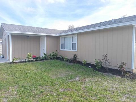 1142 SW Goodman Ave, Port Saint Lucie, FL 34953