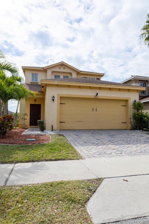 9624 Windrift Cir, Fort Pierce, FL 34945