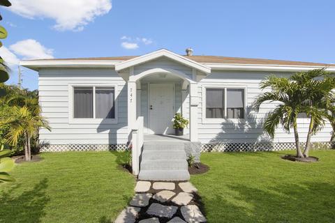 747 Tuscaloosa St, West Palm Beach, FL 33405