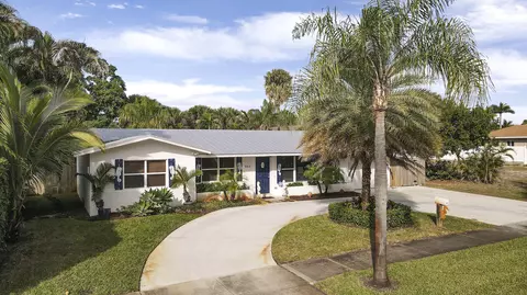 833 Westwind Dr, North Palm Beach, FL 33408
