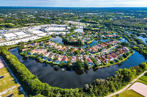 14280 Calypso Ln, Wellington, FL 33414