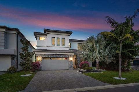 8783 Quiet Inlet Ln, Boca Raton, FL 33496