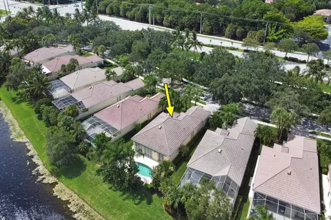 128 Euphrates Cir, Palm Beach Gardens, FL 33410