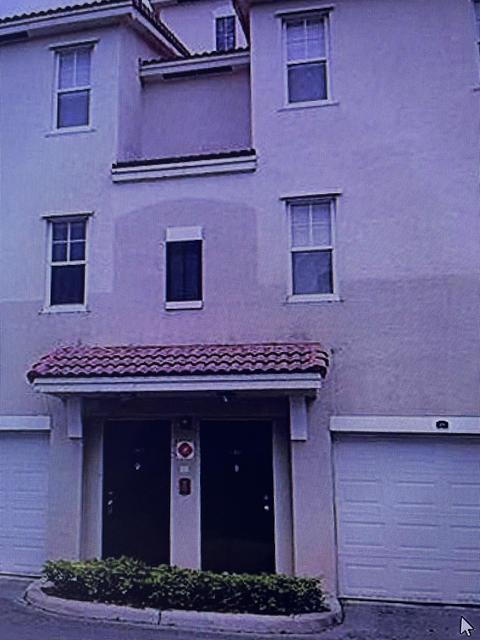 5920 W Sample Rd #207, Coral Springs, FL 33067