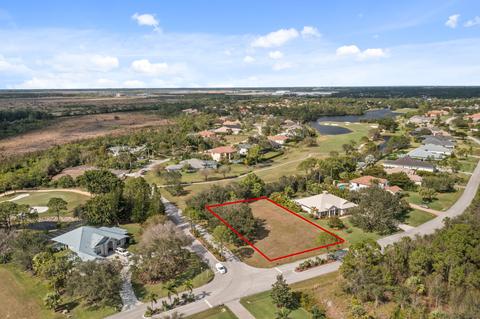 260 SW Squire Johns Ln, Palm City, FL 34990