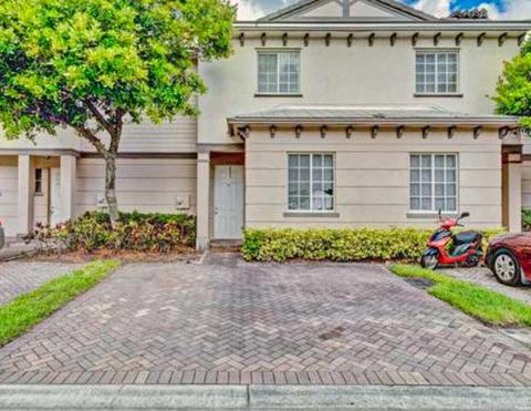 1113 Lucaya Dr, Riviera Beach, FL 33404