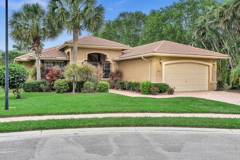 8052 Via Grande, Boynton Beach, FL 33437