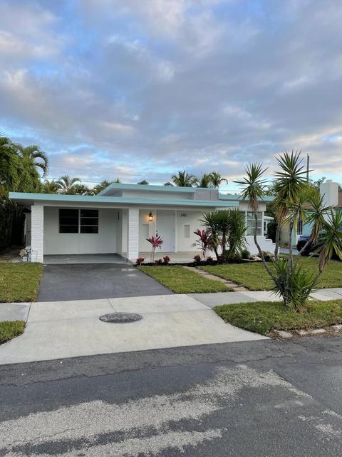 240 Wellesley Dr, Lake Worth, FL 33460